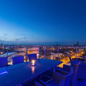 https://vier-jahreszeiten-lubeck.hamburg-hotels-de.com