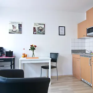 Appartamento In Zentraler Lage, Colonia