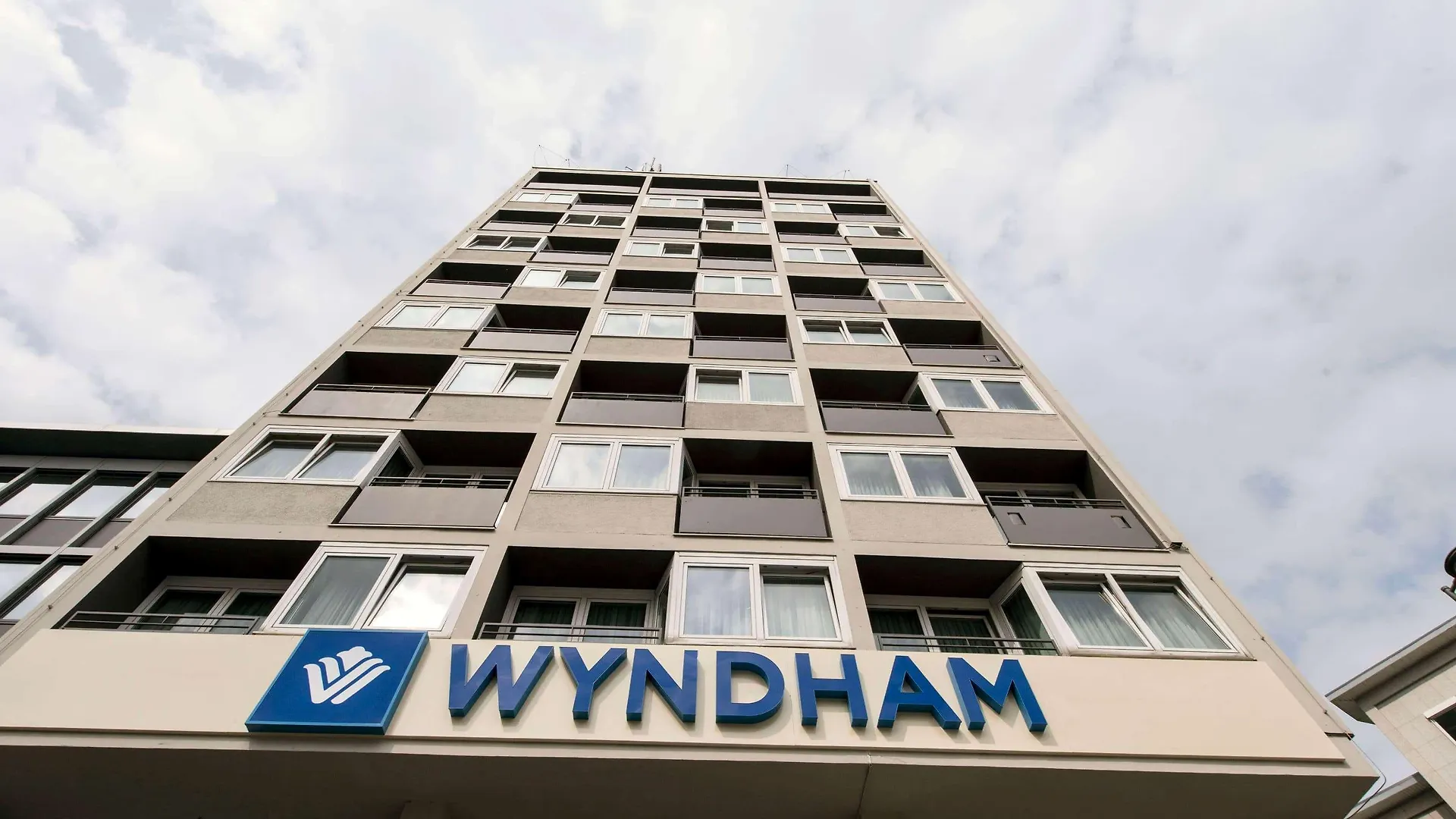 Wyndham Koeln Hotel 4*, Köln