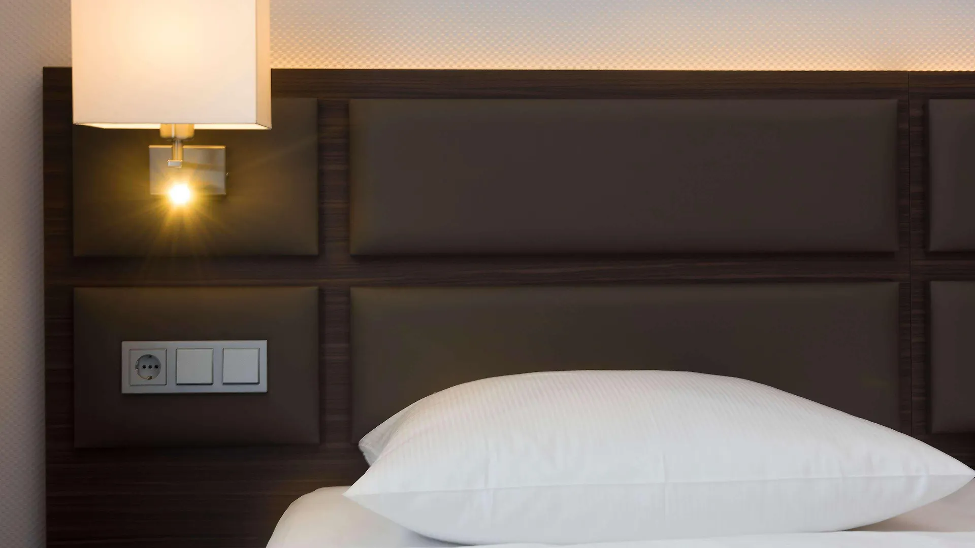 Wyndham Koeln Hotel  Köln