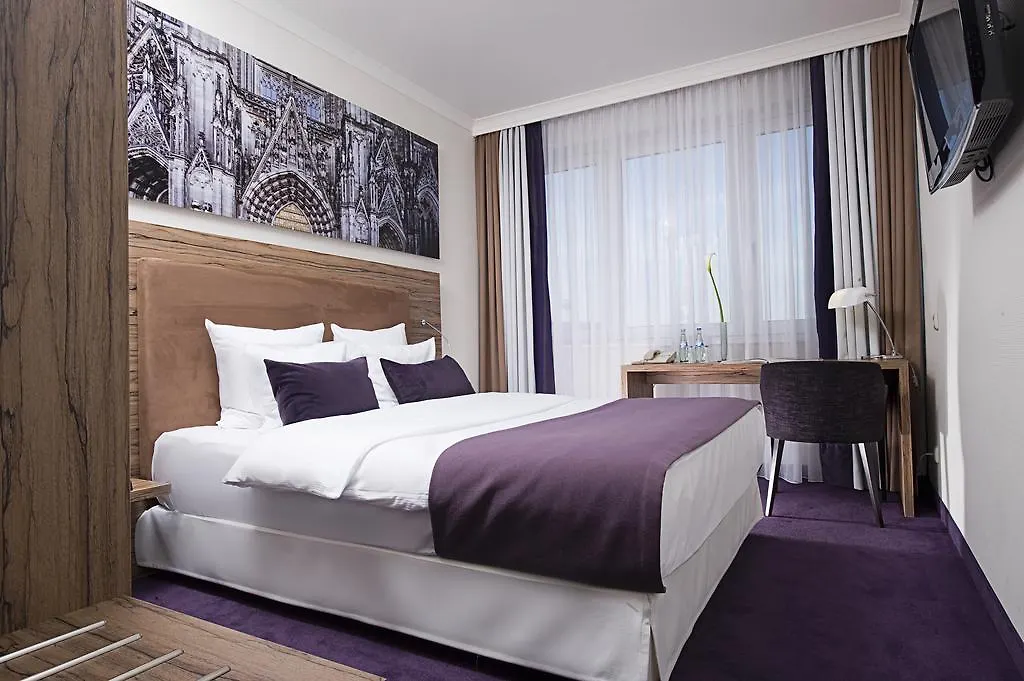 Wyndham Koeln Hotel 4*, Köln Tyskland